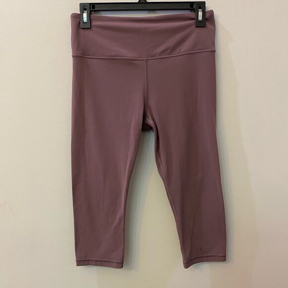 Athleta Elation Crop Women Size M - Picture 1 of 8